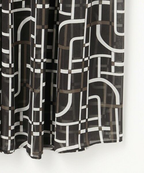 L size ONWARD(大きいサイズ) / エルサイズオンワード ロング・マキシ丈ワンピース | 【17号サイズまで展開】ジオメトリックレトロプリント ワンピース | 詳細13