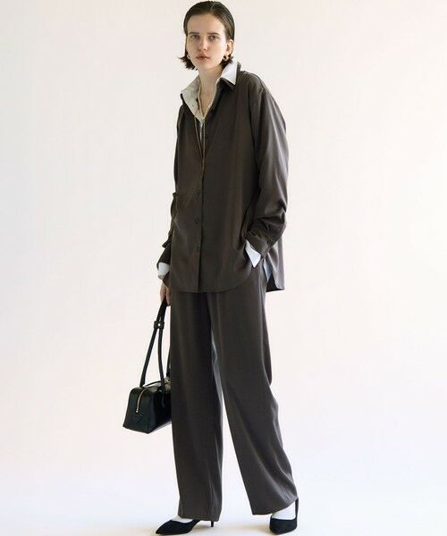 L size ONWARD(大きいサイズ) / エルサイズオンワード その他パンツ | 【見上愛さん着用/Oggi10月号掲載/洗える】スエーディーサテン ワイド パンツ | 詳細26