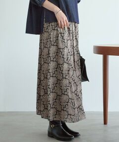 【SHIHOさん着用・洗える】ペイントタッチフラワープリント スカート 自由区｜【SHIHOさん着用・洗える】ペイントタッチフラワー