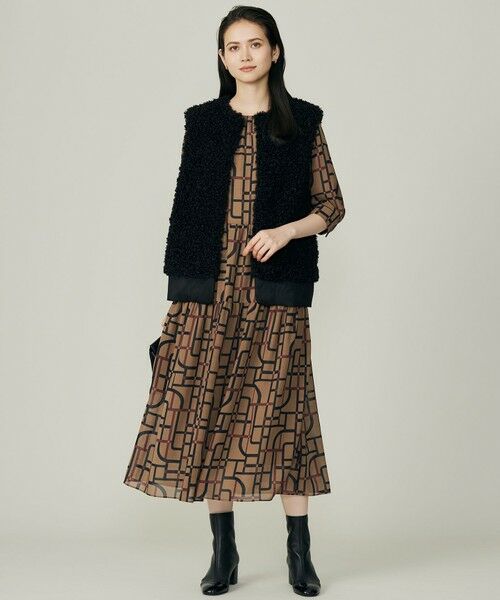 L size ONWARD(大きいサイズ) / エルサイズオンワード ベスト | 【SHIHOさん着用】カルガンラムエコファー ジレ | 詳細10