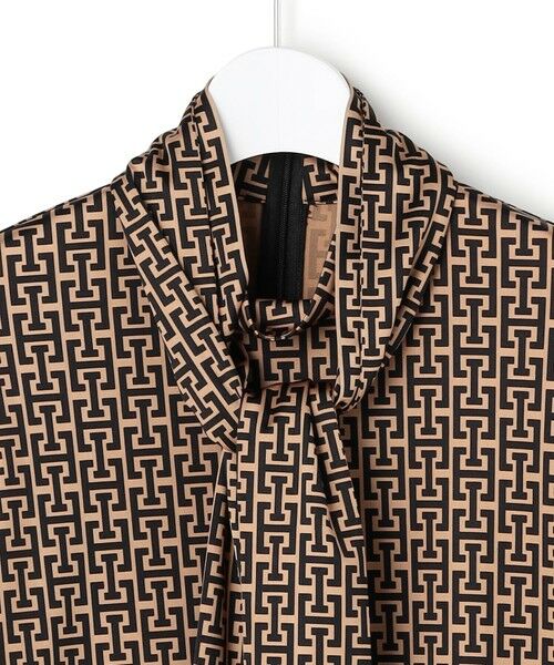 L size ONWARD(大きいサイズ) / エルサイズオンワード シャツ・ブラウス | 【30th ANNIVERSARY】 モノグラムプリントスムース ボウタイブラウス | 詳細9