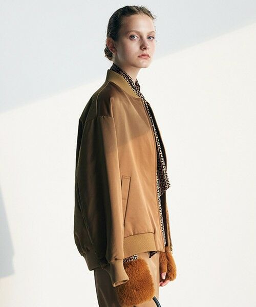 L size ONWARD(大きいサイズ)/エルサイズオンワード 【洗える】 マットサテン MA-1ブルゾン キャメル系 48 L size ONWARD(大きいサイズ)/エルサイズオンワード 【洗える】 マットサテン MA-1ブルゾン キャメル系 48