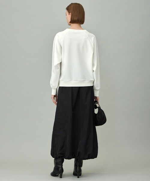 L size ONWARD(大きいサイズ) / エルサイズオンワード カットソー | 【洗える】ジョーゼットジャージー  ドルマンスリーブプルオーバー | 詳細4