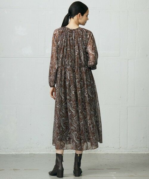 L size ONWARD(大きいサイズ) / エルサイズオンワード ロング・マキシ丈ワンピース | 【SHIHOさん着用】ペイズリープリント ワンピース | 詳細5