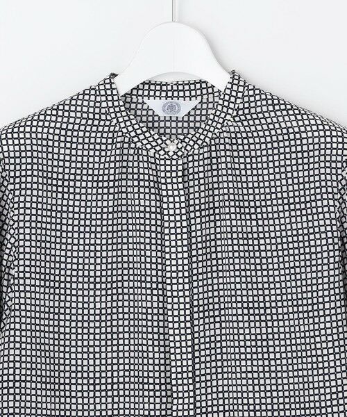 L size ONWARD(大きいサイズ) / エルサイズオンワード シャツ・ブラウス | ジーナ梨地 幾何プリント ブラウス | 詳細16