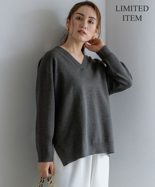 L size ONWARD(大きいサイズ)/エルサイズオンワード 【Lサイズ限定/洗える】ヴィスコースストレッチ Ｖネック ニット グレー系 48