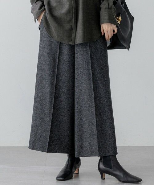 L size ONWARD(大きいサイズ)/エルサイズオンワード ラメミックスツイード クロップド パンツ チャコール系 48