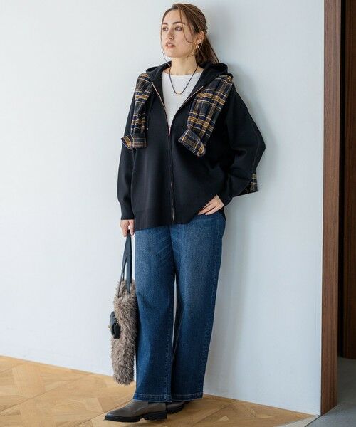 L size ONWARD(大きいサイズ) / エルサイズオンワード デニムパンツ | 【Lサイズ限定】23区DENIM ストレッチ ワイド パンツ | 詳細1