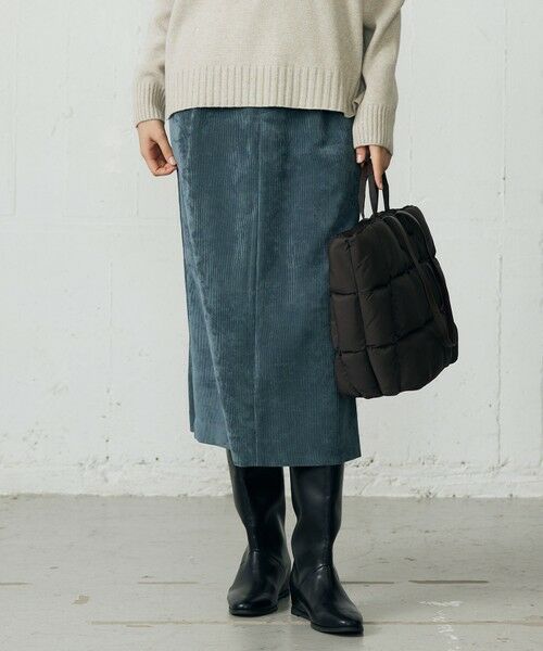 L size ONWARD(大きいサイズ) / エルサイズオンワード ミニ・ひざ丈スカート | 【17号サイズまで展開・SHIHOさん着用】ソフトコーデュロイ スカート(ダルブルー)