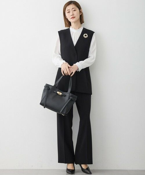 L size ONWARD(大きいサイズ) / エルサイズオンワード シャツ・ブラウス | 【洗える】バックサテンアムンゼン フリルデザインシャツ | 詳細6