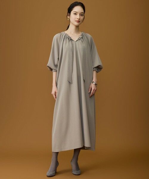 L size ONWARD(大きいサイズ) / エルサイズオンワード ロング・マキシ丈ワンピース | 【SHIHOさん着用】TWドレープツイル3WAYボウタイ ワンピース | 詳細1