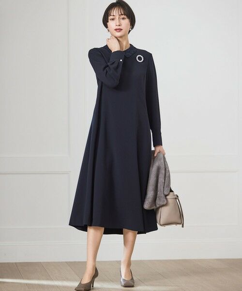 L size ONWARD(大きいサイズ) / エルサイズオンワード ロング・マキシ丈ワンピース | 【セットアップ対応/洗える】トリアセダブルジョーゼット 襟付き ワンピース | 詳細1