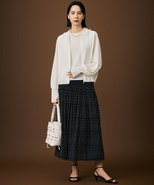 L size ONWARD(大きいサイズ) / エルサイズオンワード ミニ・ひざ丈スカート | 【19号サイズまで展開・昨年大好評・デザインアップデート・カタログ掲載・セットアップ対応・セレモニー・通勤】ライトサテンプリーツ スカート | 詳細5