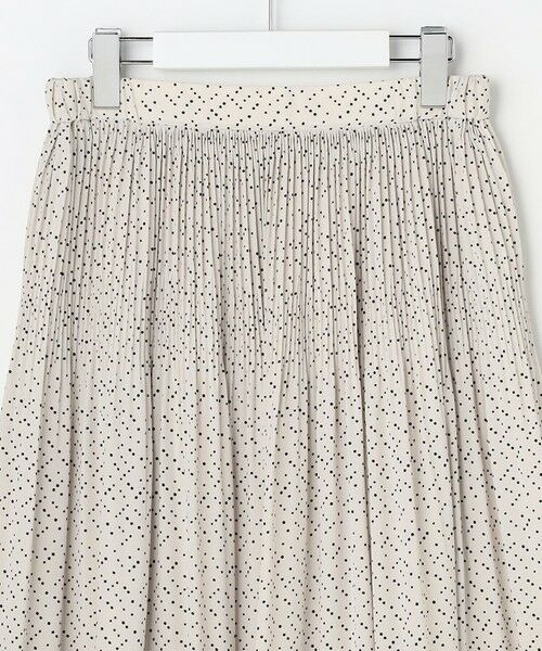 L size ONWARD(大きいサイズ) / エルサイズオンワード ミニ・ひざ丈スカート | 【17号サイズまで展開・カタログ掲載・セットアップ対応】ライトサテンプリーツ スカート | 詳細4
