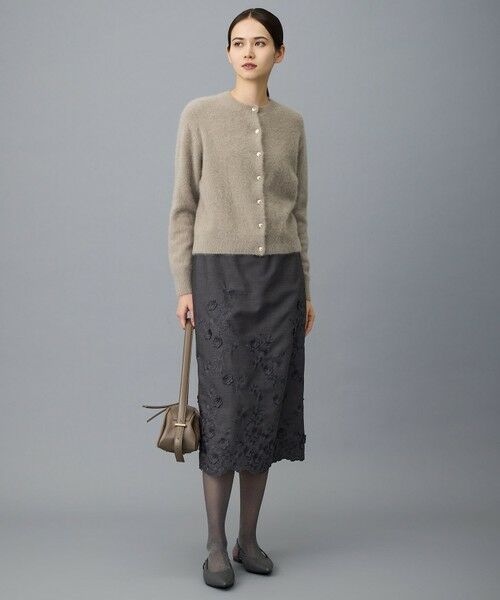 L size ONWARD(大きいサイズ) / エルサイズオンワード ミニ・ひざ丈スカート | 【SHIHOさん着用】エンブロイダリー スカート | 詳細15