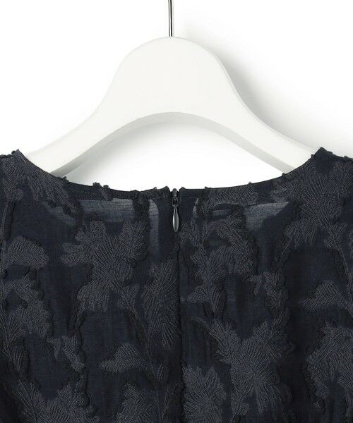 L size ONWARD(大きいサイズ) / エルサイズオンワード シャツ・ブラウス | ボタニカル カットジャガード ペプラムブラウス | 詳細14