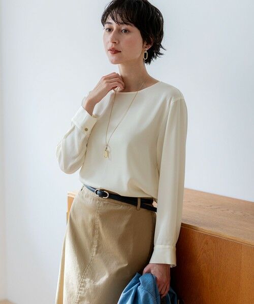 L size ONWARD(大きいサイズ) / エルサイズオンワード シャツ・ブラウス | カフスボタン サテンTEEブラウス | 詳細1