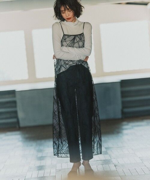 L size ONWARD(大きいサイズ) / エルサイズオンワード デニムパンツ | 23区DENIM ストレートフィット デニムパンツ | 詳細24