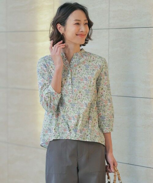 L size ONWARD(大きいサイズ) / エルサイズオンワード シャツ・ブラウス | Liberty Rachel & Michelle バンドカラー ブラウス（コーラル系）