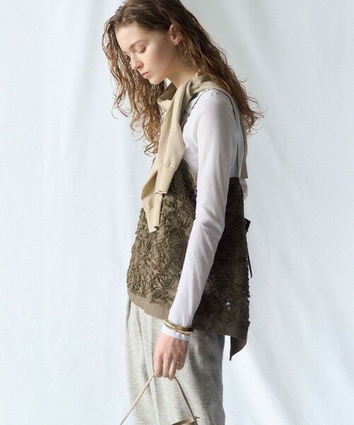 L size ONWARD(大きいサイズ) / エルサイズオンワード シャツ・ブラウス | リボンエンブロイダリー キャミソール | 詳細8