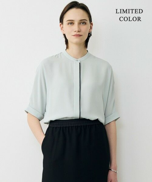 L size ONWARD(大きいサイズ) / エルサイズオンワード シャツ・ブラウス | 【WEB限定カラーあり】BackSatinAmunzen 5分袖バンドカラーブラウス（アッシュブルー［WEB限定］）