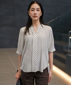 L size ONWARD(大きいサイズ) / エルサイズオンワード シャツ・ブラウス | 【WEB限定】BackSatinAmunzen 5分袖キーネックブラウス