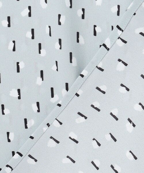 L size ONWARD(大きいサイズ) / エルサイズオンワード シャツ・ブラウス | 【WEB限定】BackSatinAmunzen 5分袖キーネックブラウス | 詳細17