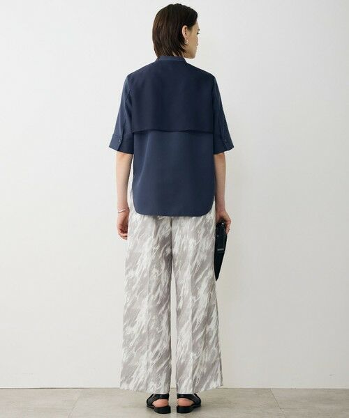 L size ONWARD(大きいサイズ) / エルサイズオンワード シャツ・ブラウス | 【WEB限定カラーあり】 FluidBackSatin バンドカラーシャツ | 詳細5