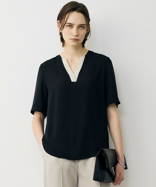 L size ONWARD(大きいサイズ) / エルサイズオンワード シャツ・ブラウス | BackSatinAmunzen 5分袖Vネック配色ブラウス（ブラック）
