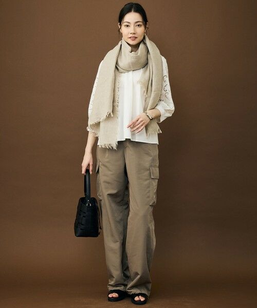 L size ONWARD(大きいサイズ) / エルサイズオンワード シャツ・ブラウス | 【SHIHOさん着用】エンブロイダリーブロードパフスリーブ ブラウス | 詳細1