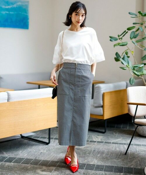 L size ONWARD(大きいサイズ) / エルサイズオンワード カットソー | ゆるVネックチュールフリル袖 プルオーバー | 詳細4