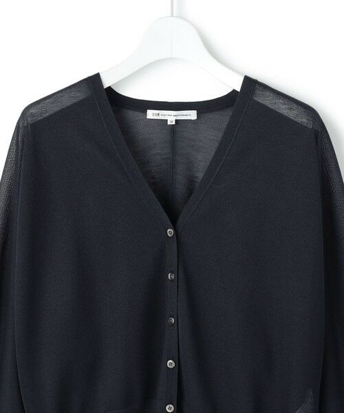 L size ONWARD(大きいサイズ) / エルサイズオンワード カーディガン・ボレロ | 【WEB&一部店舗限定カラーあり】シャイニーシアー ドルマンスリーブ カーディガン | 詳細26