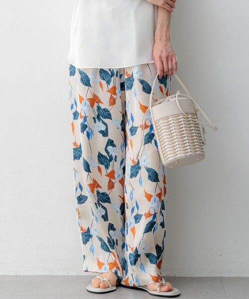 L size ONWARD(大きいサイズ) / エルサイズオンワード その他パンツ | カラーリリープリント ワイド パンツ（ベージュ系）