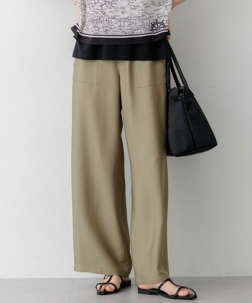 L size ONWARD(大きいサイズ) / エルサイズオンワード その他パンツ | 【先行予約/見上愛さん着用】ブライトカルゼ ワイド パンツ（カーキ系）