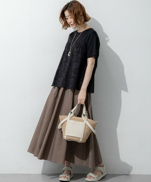 L size ONWARD(大きいサイズ) / エルサイズオンワード ミニ・ひざ丈スカート | 【一部予約】ナイロンコットンタフタ フレアスカート | 詳細2