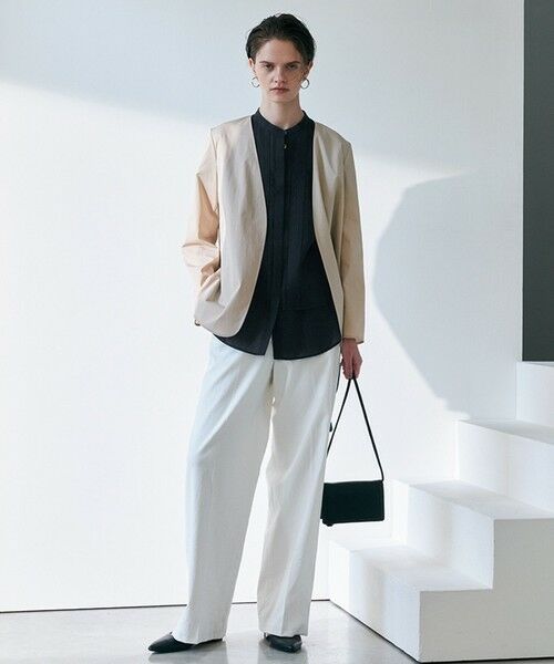 L size ONWARD(大きいサイズ) / エルサイズオンワード シャツ・ブラウス | リネンスラブローン バンドカラーデザインシャツ | 詳細4