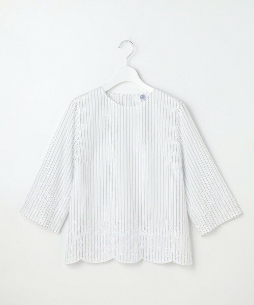 L size ONWARD(大きいサイズ) / エルサイズオンワード シャツ・ブラウス | 【一枚で着映え】ストライプ×エンブロイダリー クルーネック ブラウス | 詳細2