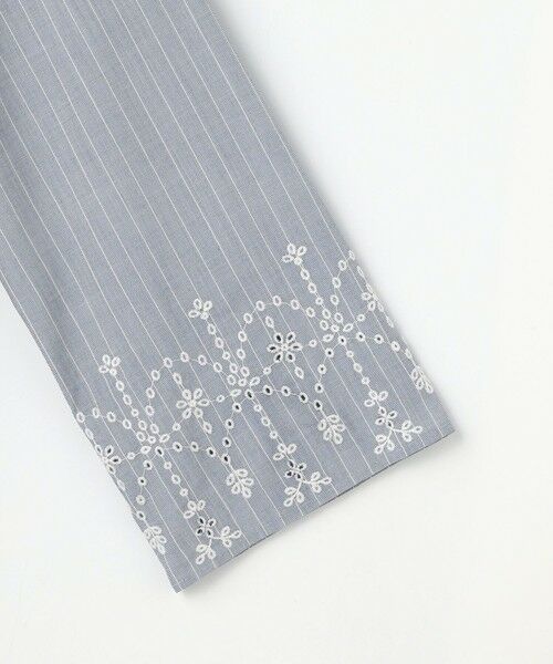 L size ONWARD(大きいサイズ) / エルサイズオンワード シャツ・ブラウス | 【一枚で着映え】ストライプ×エンブロイダリー クルーネック ブラウス | 詳細10