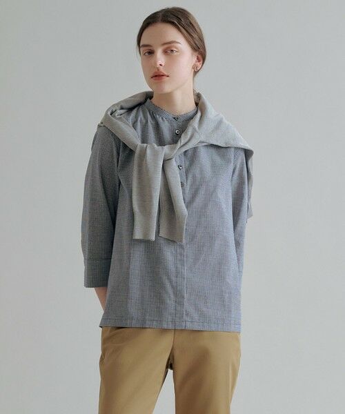 L size ONWARD(大きいサイズ) / エルサイズオンワード シャツ・ブラウス | リネンminiチェック バンドカラー ブラウス（ネイビーギンガム系）