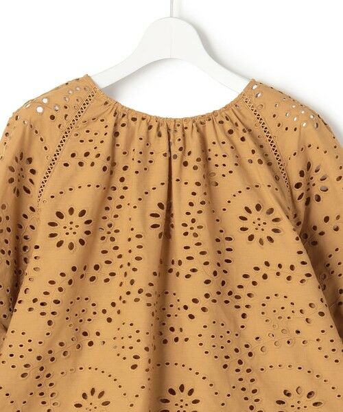 L size ONWARD(大きいサイズ) / エルサイズオンワード シャツ・ブラウス | 【一部予約/見上愛さん着用】カットワークエンブロイダリー 2WAYブラウス | 詳細14