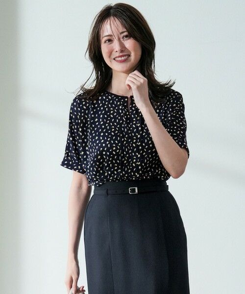 L size ONWARD(大きいサイズ) / エルサイズオンワード カットソー | ジョーゼットフロントタック プルオーバー | 詳細25