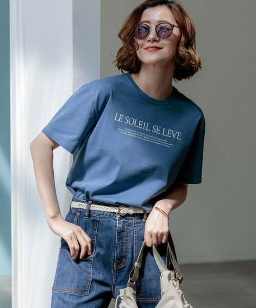 L size ONWARD(大きいサイズ) / エルサイズオンワード カットソー | LE SOLEIL SE LEVE ロゴ Tシャツ（ブルー系）