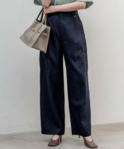 L size ONWARD(大きいサイズ) / エルサイズオンワード カーゴパンツ | 【見上愛さん着用】コットンスラブポプリン カーゴパンツ（ネイビー系）