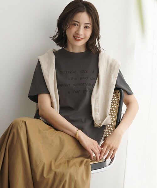 L size ONWARD(大きいサイズ) / エルサイズオンワード カットソー | リラクシーシルエット メッセージ ロゴTシャツ（グレー系）