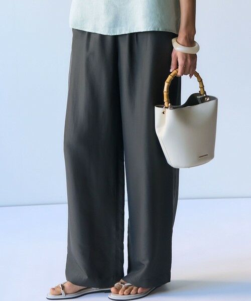 L size ONWARD(大きいサイズ) / エルサイズオンワード その他パンツ | クールタッチタフタ ワイドパンツ（グレー系）