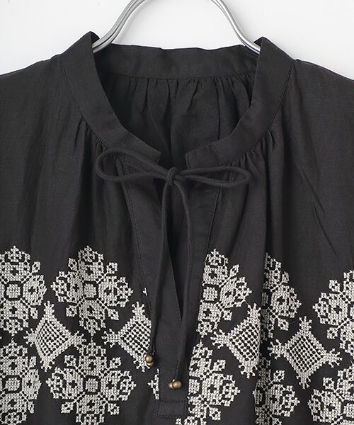 LOGEMENT DE CLAIRE / ロジュモンドクレール シャツ・ブラウス | コットンスカラップブラウス | 詳細4