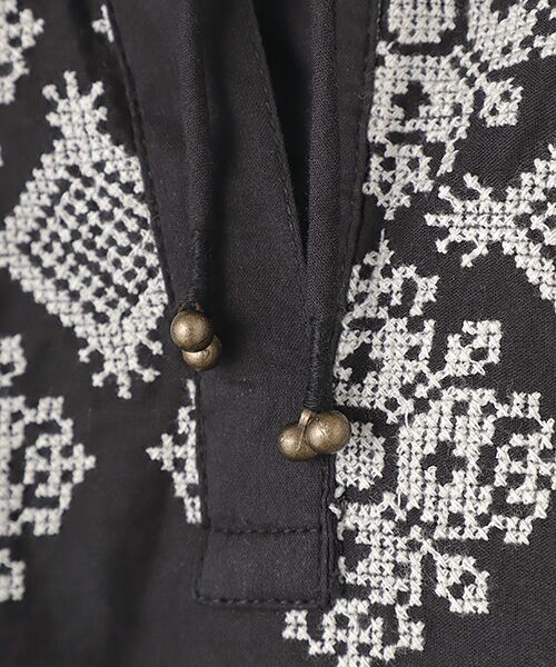 LOGEMENT DE CLAIRE / ロジュモンドクレール シャツ・ブラウス | コットンスカラップブラウス | 詳細5