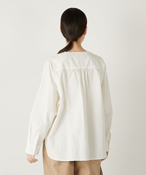 LOGEMENT DE CLAIRE / ロジュモンドクレール シャツ・ブラウス | 【コットンシャドーボーダースキッパー切替ブラウス】 | 詳細5