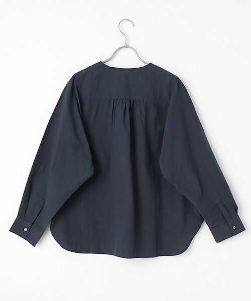 LOGEMENT DE CLAIRE / ロジュモンドクレール シャツ・ブラウス | 【コットンシャドーボーダースキッパー切替ブラウス】 | 詳細10