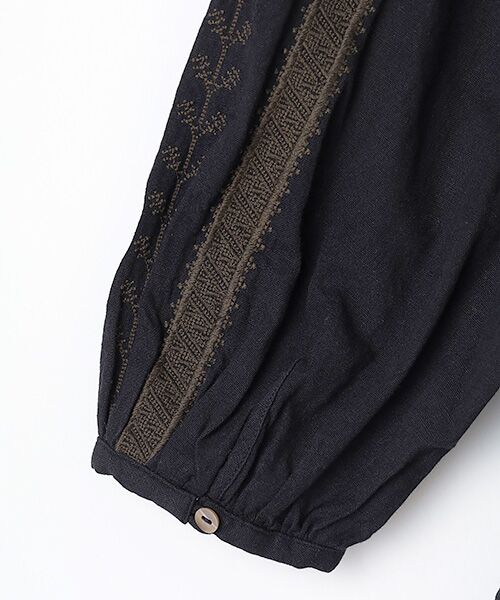 LOGEMENT DE CLAIRE / ロジュモンドクレール ロング・マキシ丈ワンピース | 【LOURMARIN】コットンリネン刺しゅうワンピース | 詳細5